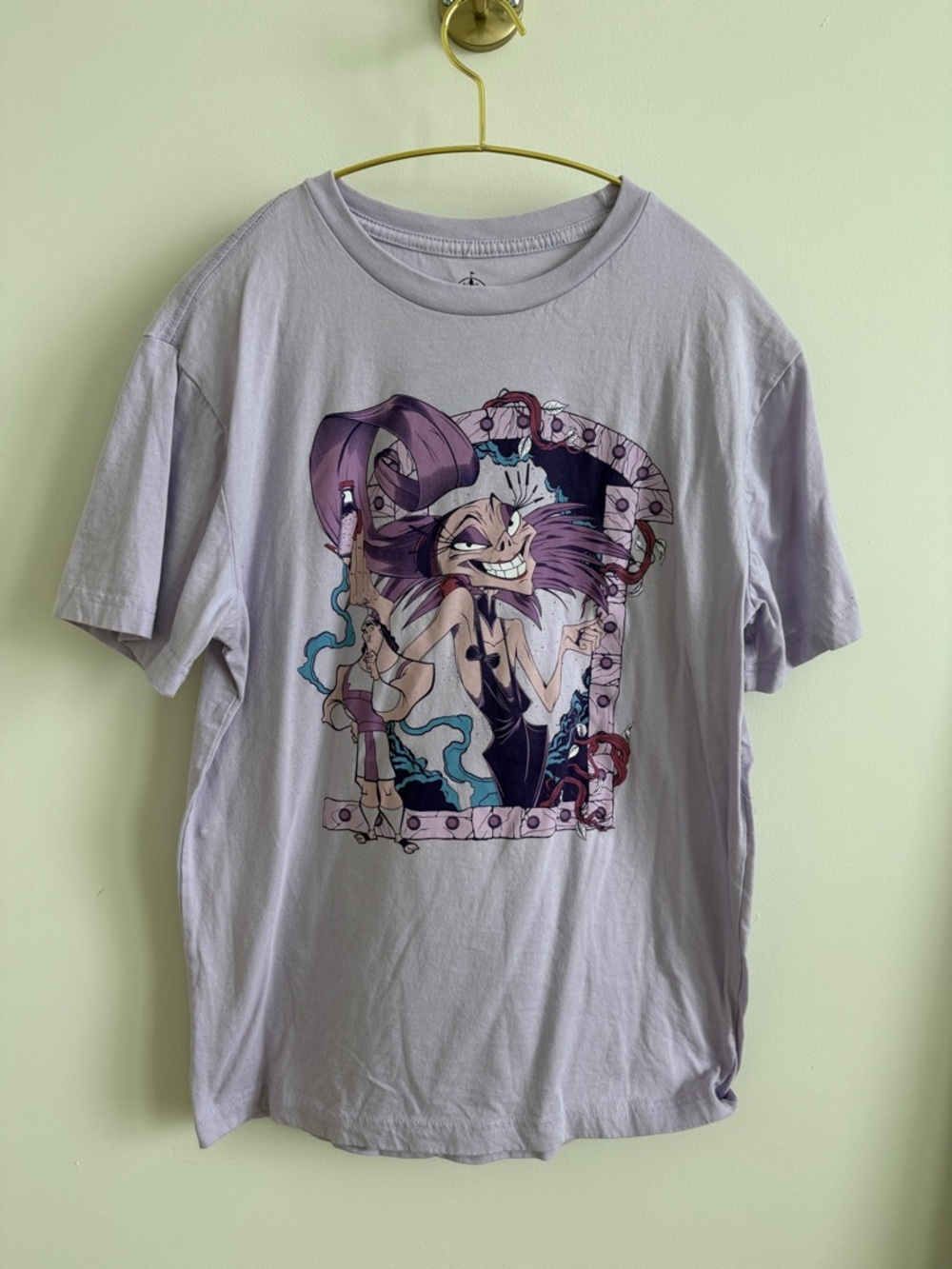Lavender Graphic Crewneck T‑Shirt - Yzma